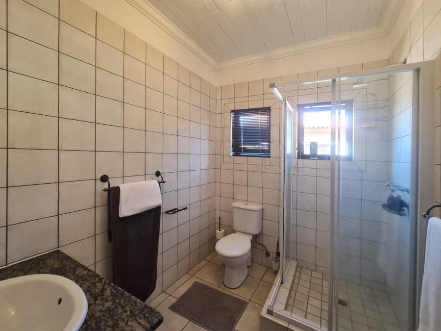 To Let 3 Bedroom Property for Rent in Estate D Afrique North West